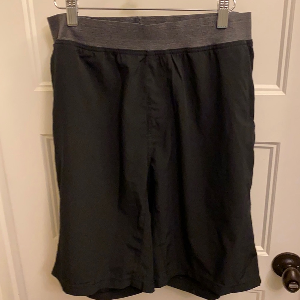 Prana black shorts elastic waist size L